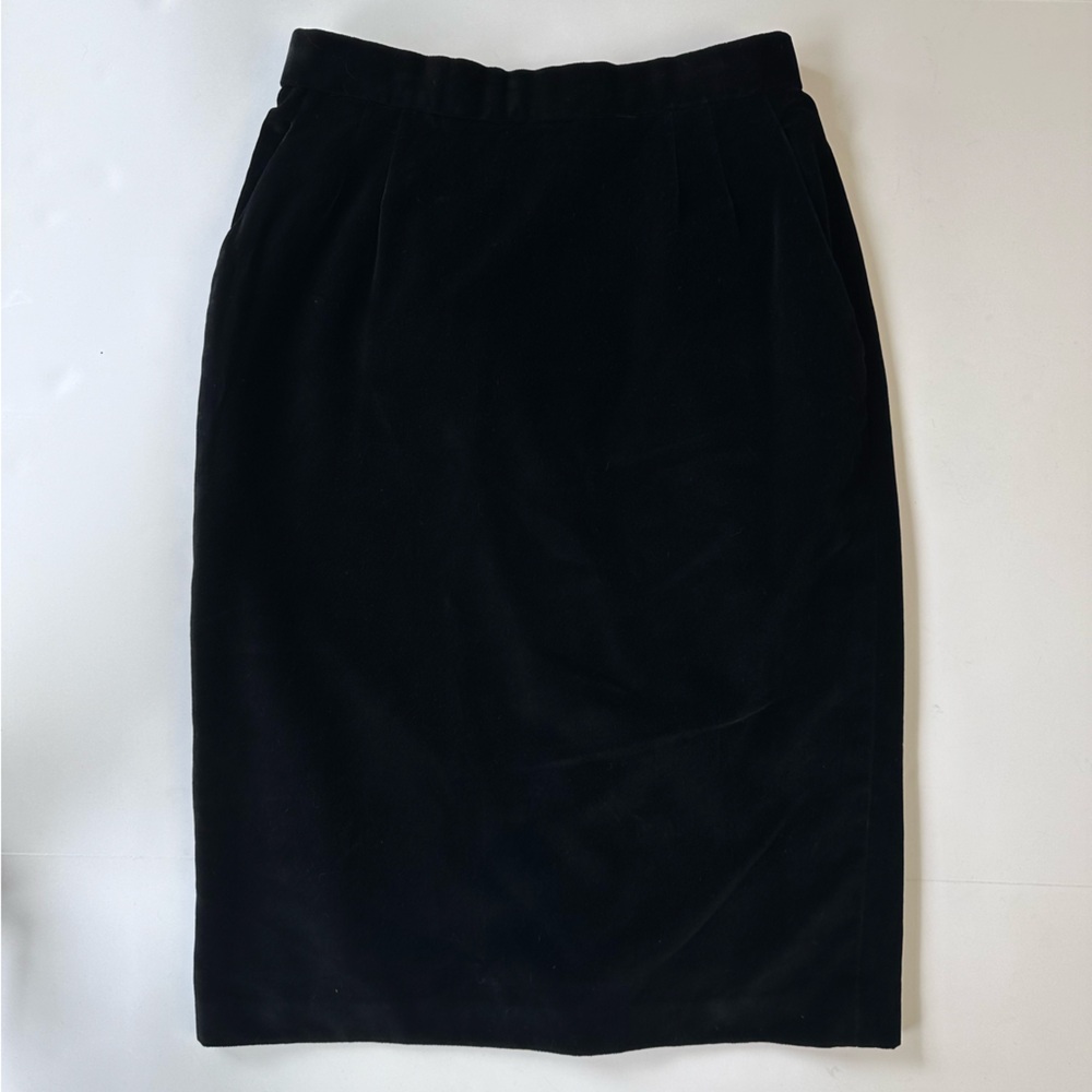 Vintage 1990s Evan-Picone Black Velvet Pencil Skirt w/ Pockets Union Tags 10 S/M